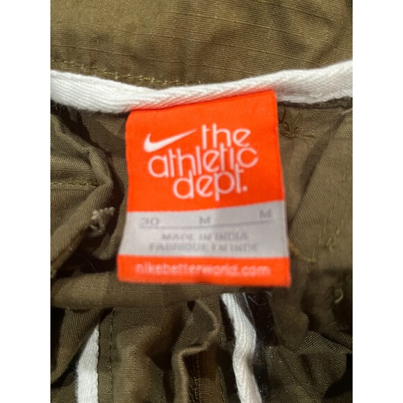 NIKE (the athletic dept) MEN'S OR YOUNG MEN'S OLIVE GREEN CARGO SHORT, SIZE 30 - Picture 6 of 6